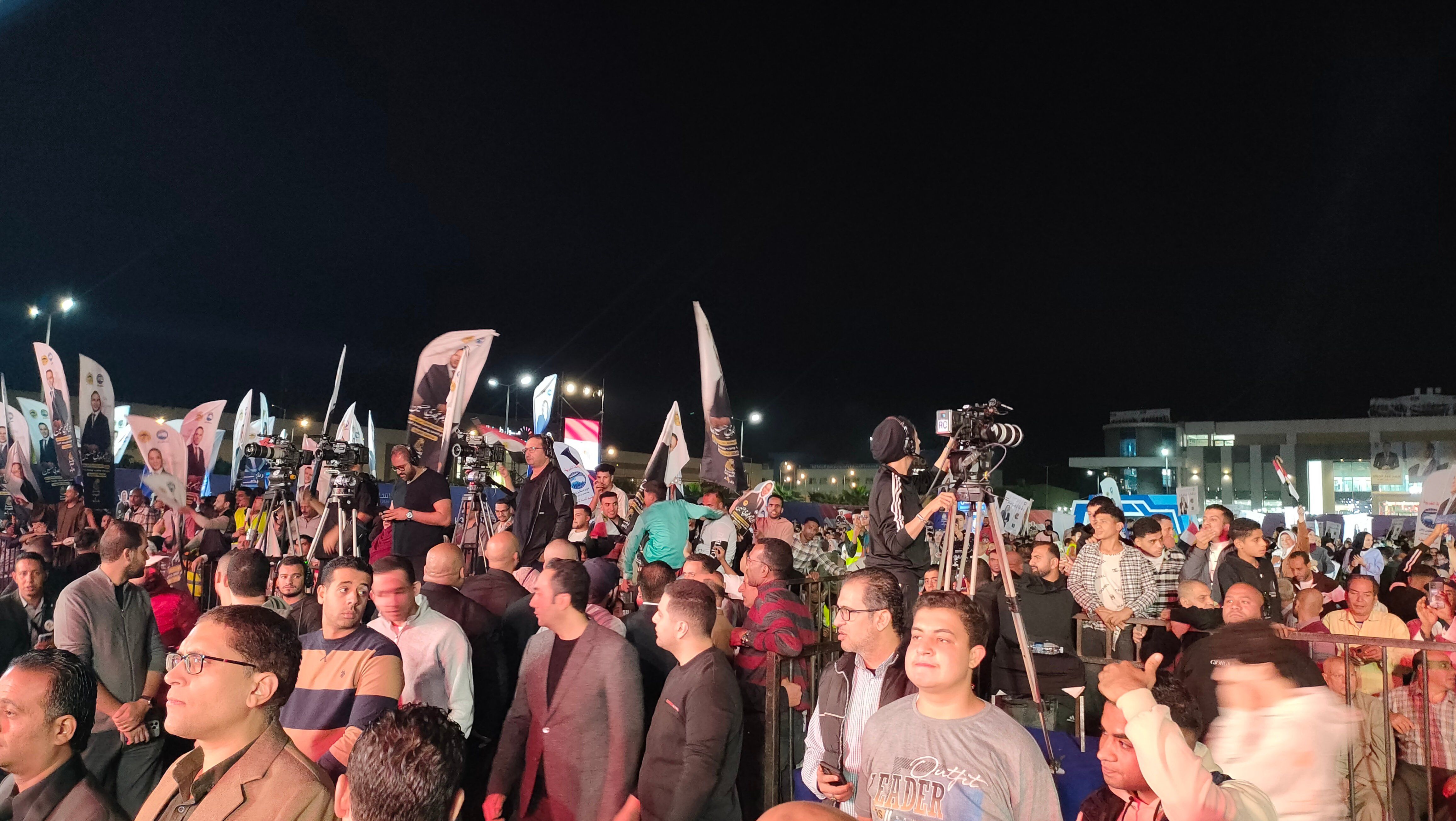 حضور المؤتمر حضور المؤتمر