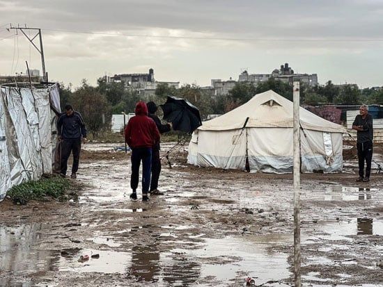 الأمطار تضرب قطاع غزة الأمطار تضرب قطاع غزة