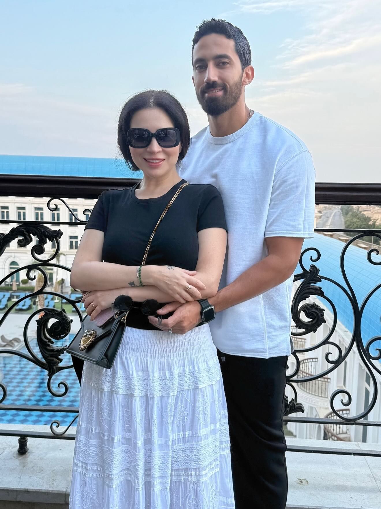 مي عز الدين وزوجها أحمد تيمور مي عز الدين وزوجها أحمد تيمور