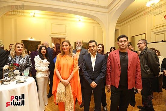 أحمد شاكر عبد اللطيف بين الحضور أحمد شاكر عبد اللطيف بين الحضور