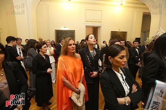 الفنانة يسرا الفنانة يسرا