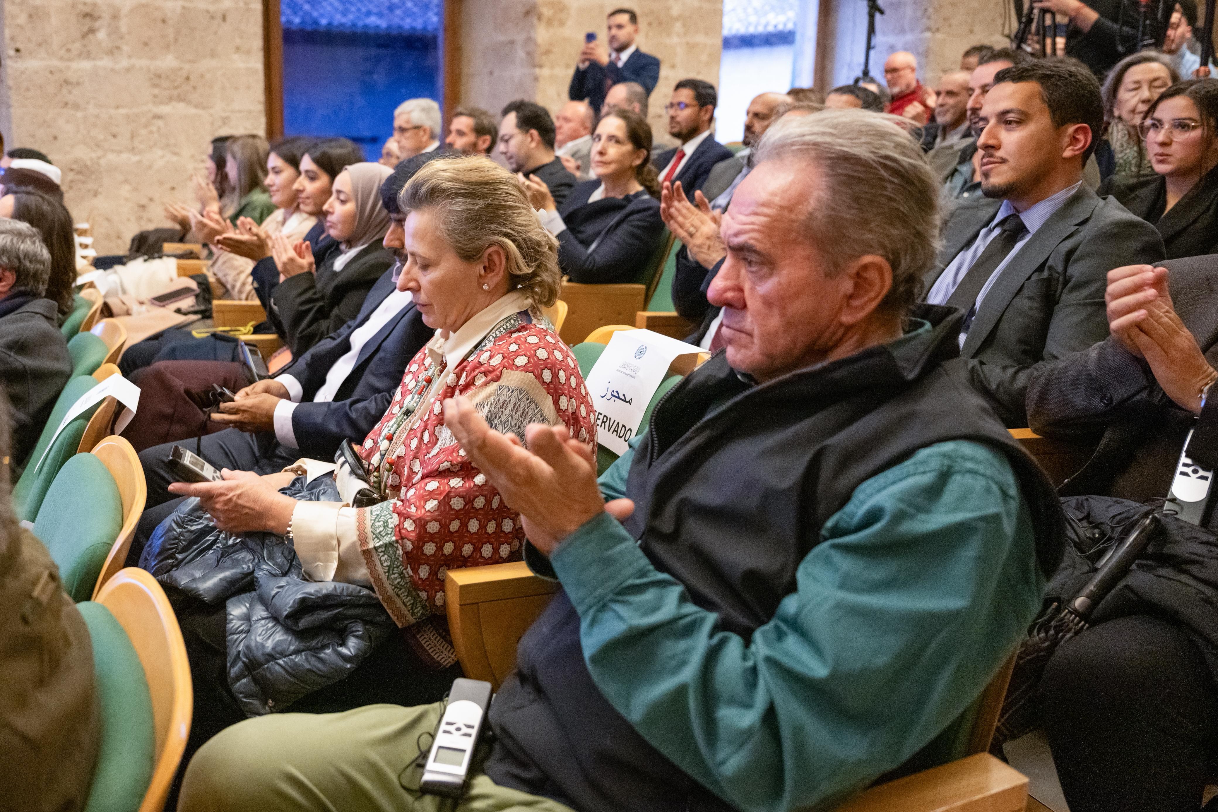 53cca395-7a11-4146-bc24-e405e18ad885 53cca395-7a11-4146-bc24-e405e18ad885