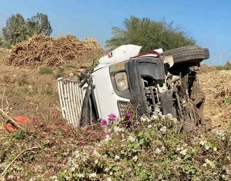 ننشر أول صور لموقع إنقلاب ميكروباص بإسنا ووفاة مواطن وإصابة 13 آخرين ننشر أول صور لموقع إنقلاب ميكروباص بإسنا ووفاة مواطن وإصابة 13 آخرين