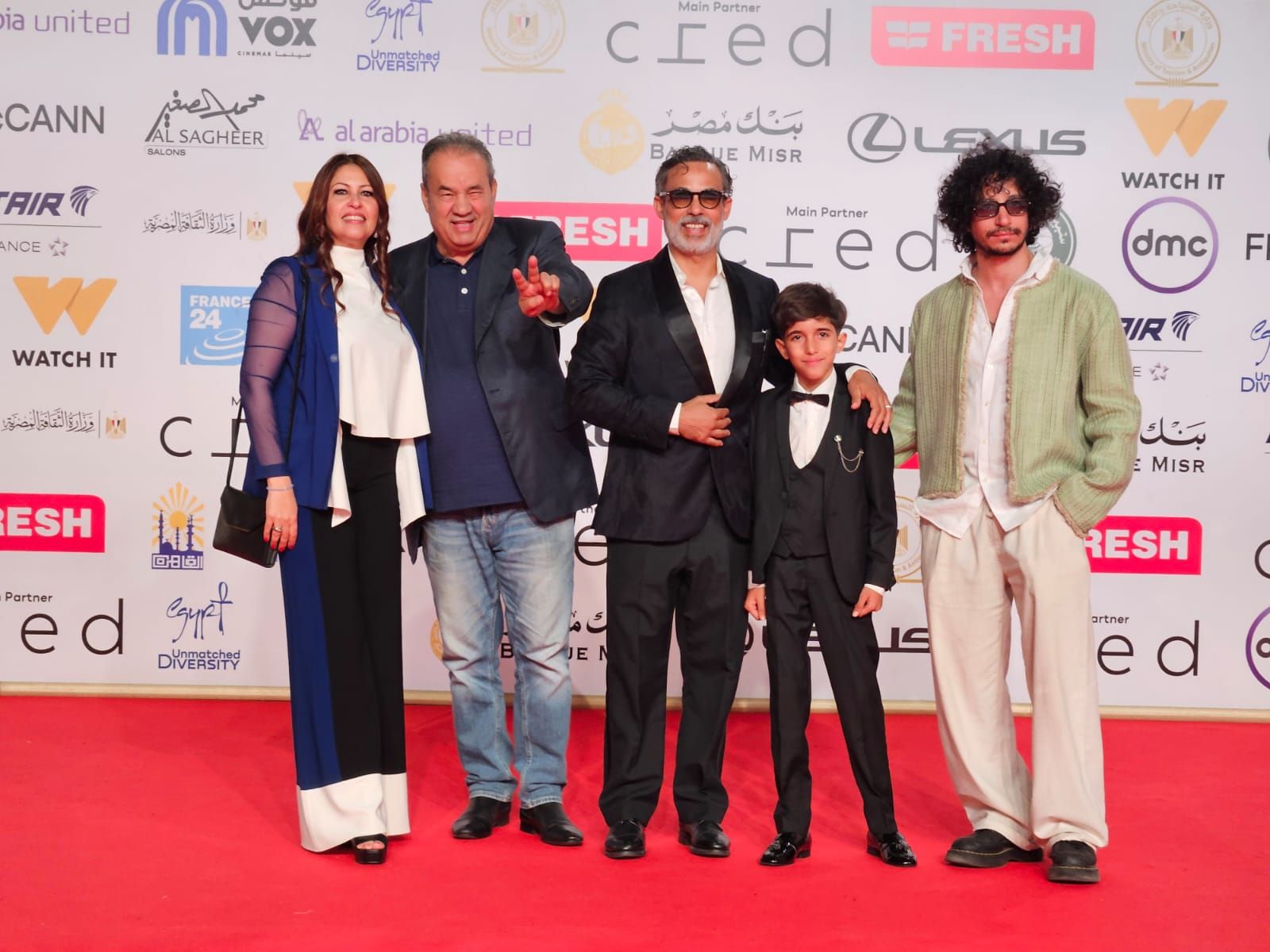 أبطال الفيلم التونسي الجولة 13 يحتفلون بعرضه علي ريد كاربت مهرجان القاهرة (1) أبطال الفيلم التونسي الجولة 13 يحتفلون بعرضه علي ريد كاربت مهرجان القاهرة (1)