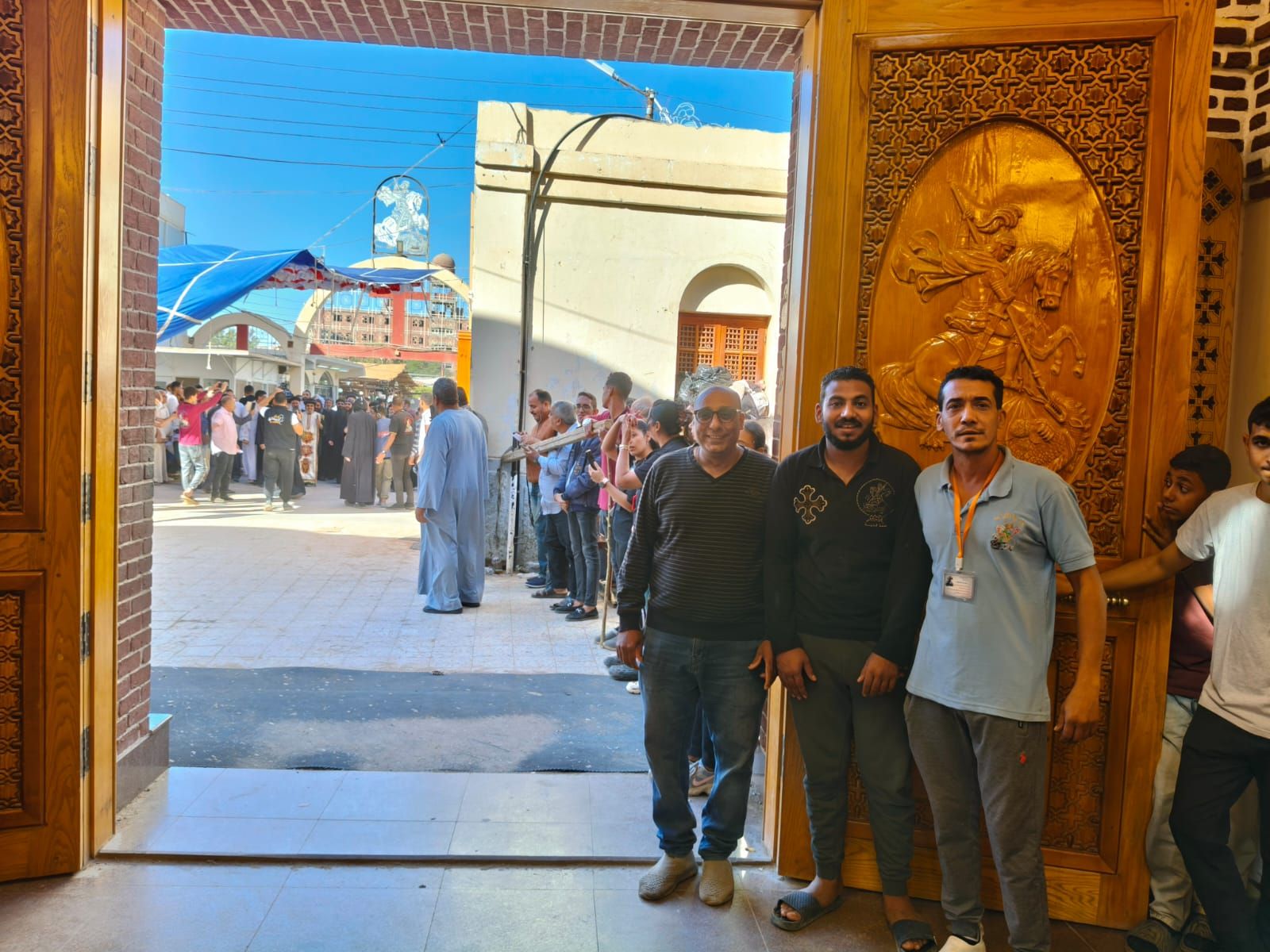 جانب من ختام احتفالات دير مارجرس بجبل الرزيقات جانب من ختام احتفالات دير مارجرس بجبل الرزيقات