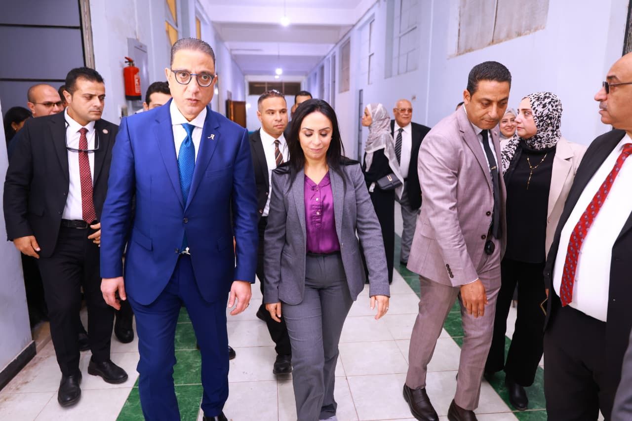 وزيرة التضامن خلال جولتها بمحافظة الفيوم وزيرة التضامن خلال جولتها بمحافظة الفيوم