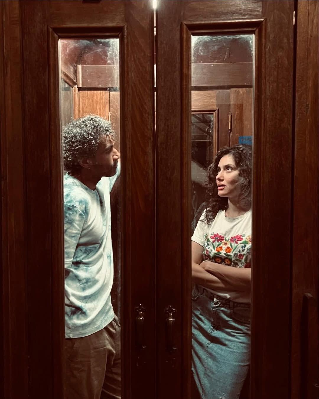 صدقى صخر وجيهان الشماشرجي فى كواليس فيلم قفلة صدقى صخر وجيهان الشماشرجي فى كواليس فيلم قفلة