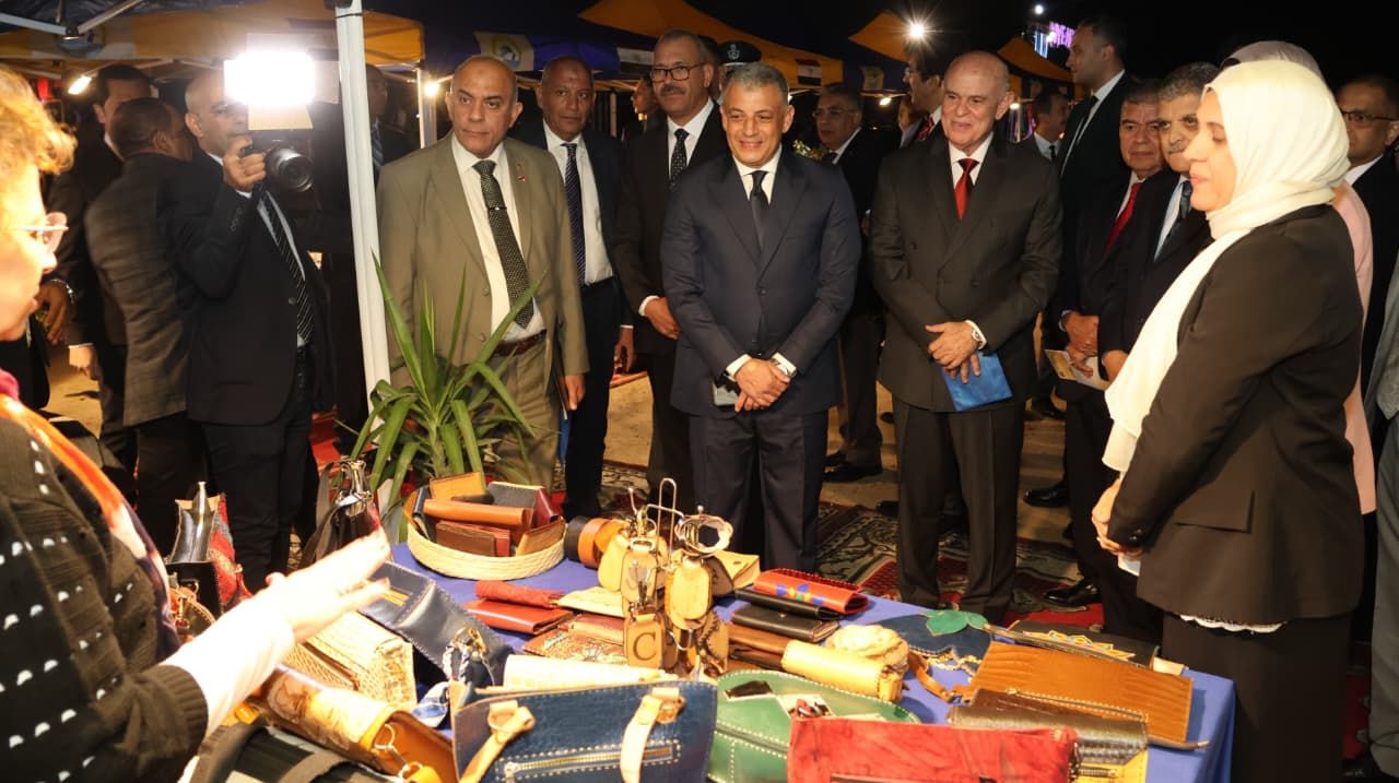 على هامش احتفالية 100عام من الحرب إلى السلام على هامش احتفالية 100عام من الحرب إلى السلام