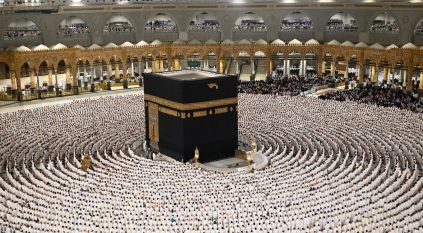 أجواء إيمانية صباحية للمعتمرين في الحرم المكي