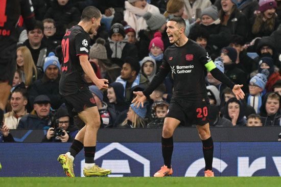 جريمالدو يحتفل بهدف التقدم أمام السيتي جريمالدو يحتفل بهدف التقدم أمام السيتي