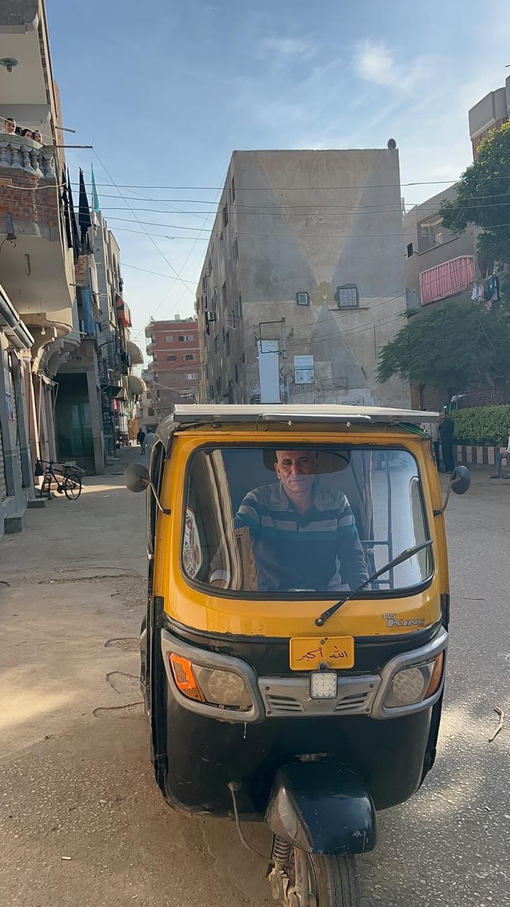 أول توك توك يعمل بالطاقة النظيفة في مصر أول توك توك يعمل بالطاقة النظيفة في مصر