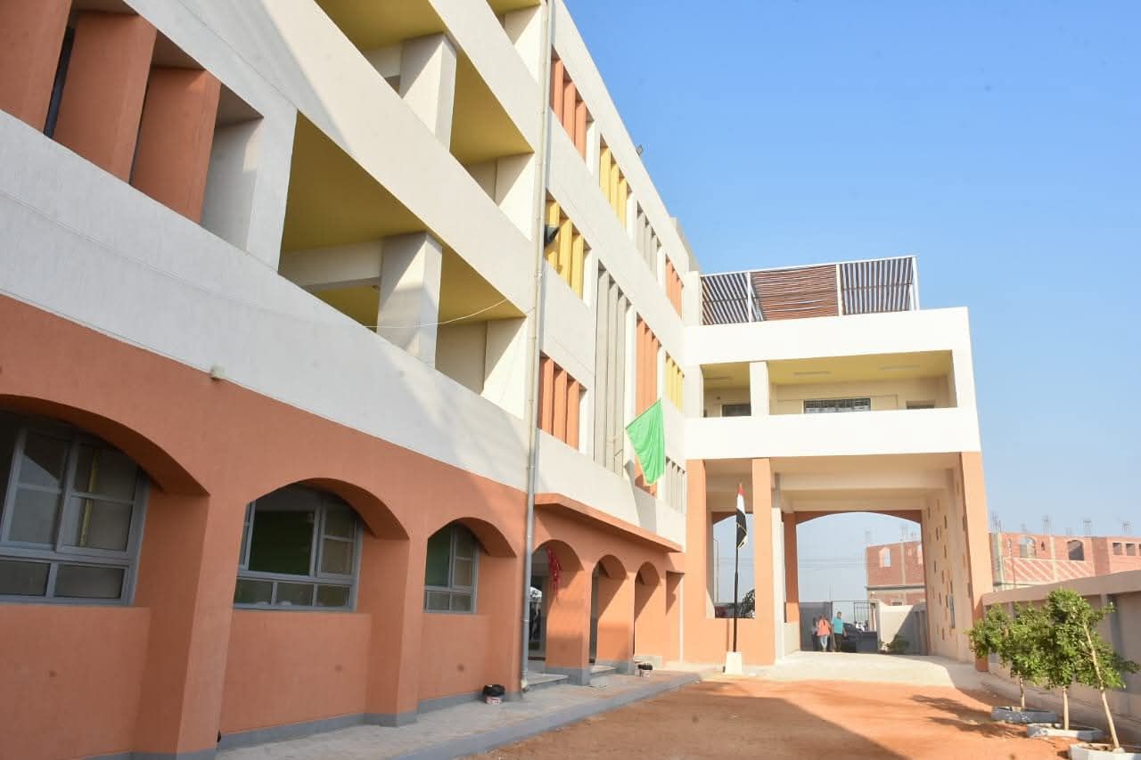 تنفيذ مدارس تدعم جودة التعليم (1)