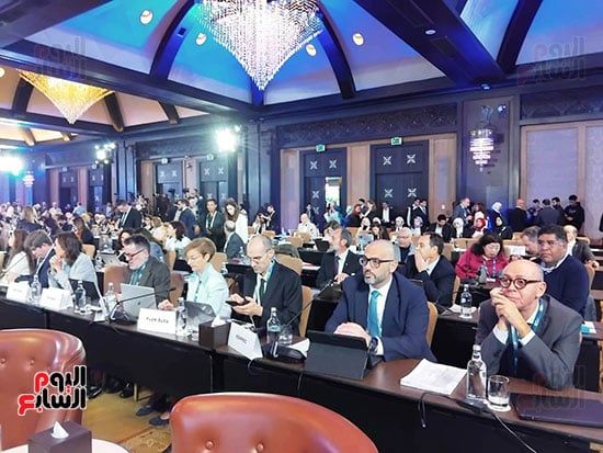 إجتماع غير رسمى لرؤساء الوفود المشاركة