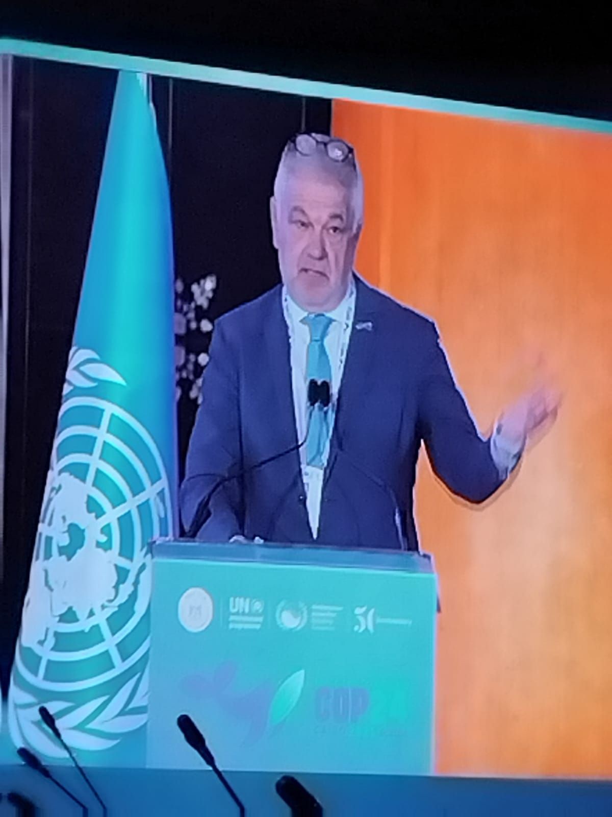 9bc4430c-e798-434d-8160-a5b4849d19f4