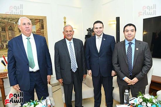 قيادات الأحزاب في القائمة الوطنية