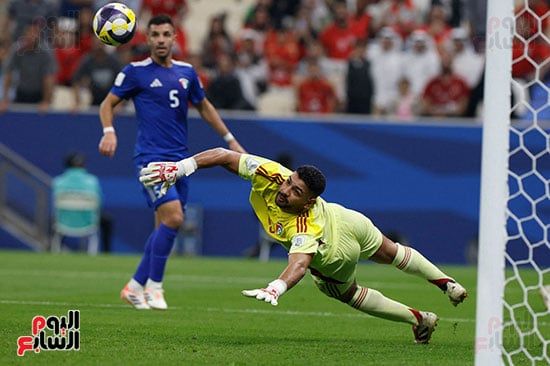 تصدي حارس منتخب الكويت تصدي حارس منتخب الكويت