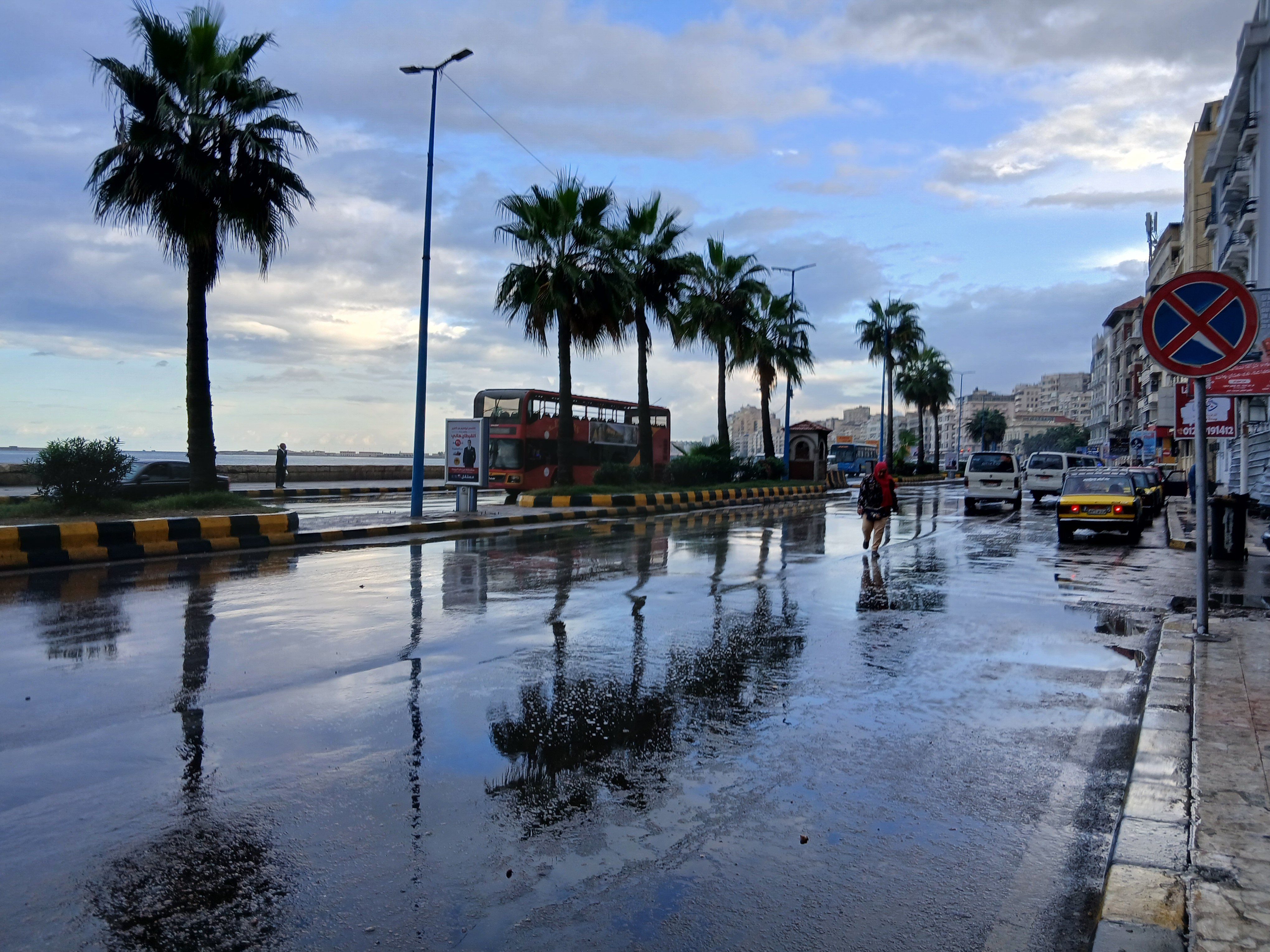 امطار غزيرة وتقلبات جوية في الإسكندرية امطار غزيرة وتقلبات جوية في الإسكندرية