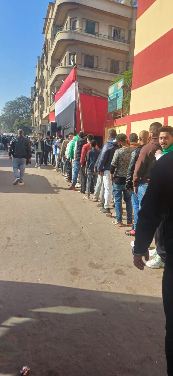 تزايد الإقبال على التصويت فى لجان الانتخاباية فى امبابة (1) تزايد الإقبال على التصويت فى لجان الانتخاباية فى امبابة (1)