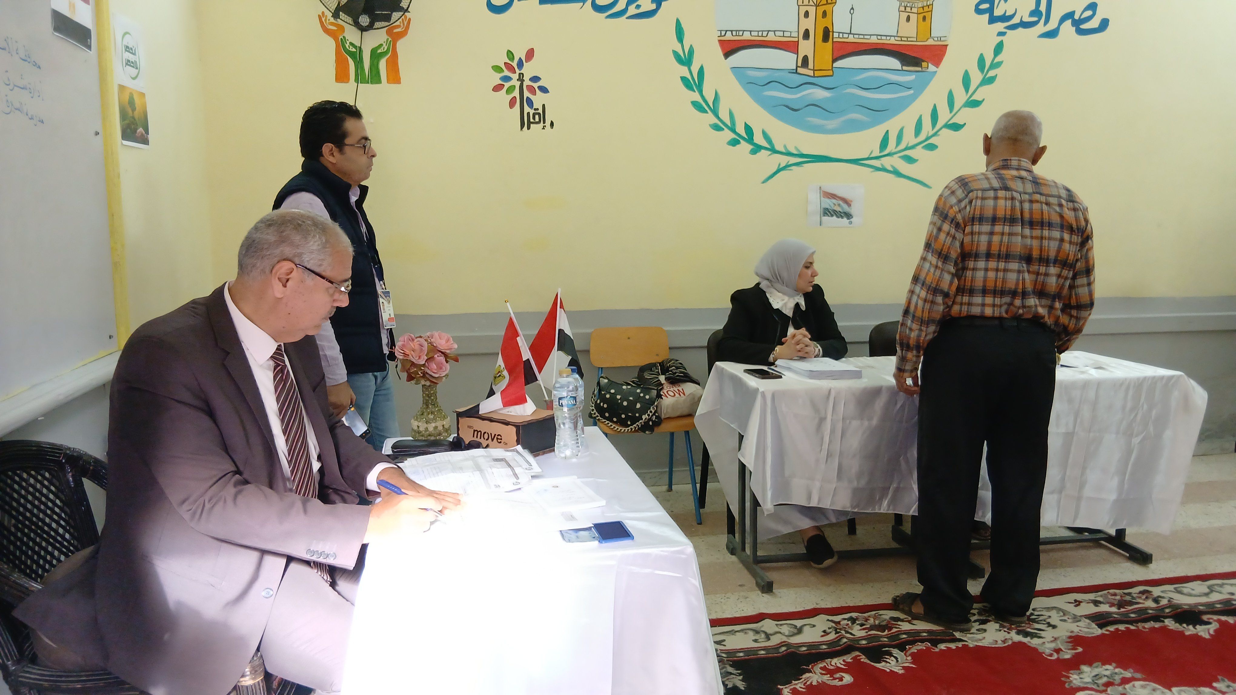 تسهيلات خلال التصويت لكبار السن بالإسكندرية تسهيلات خلال التصويت لكبار السن بالإسكندرية