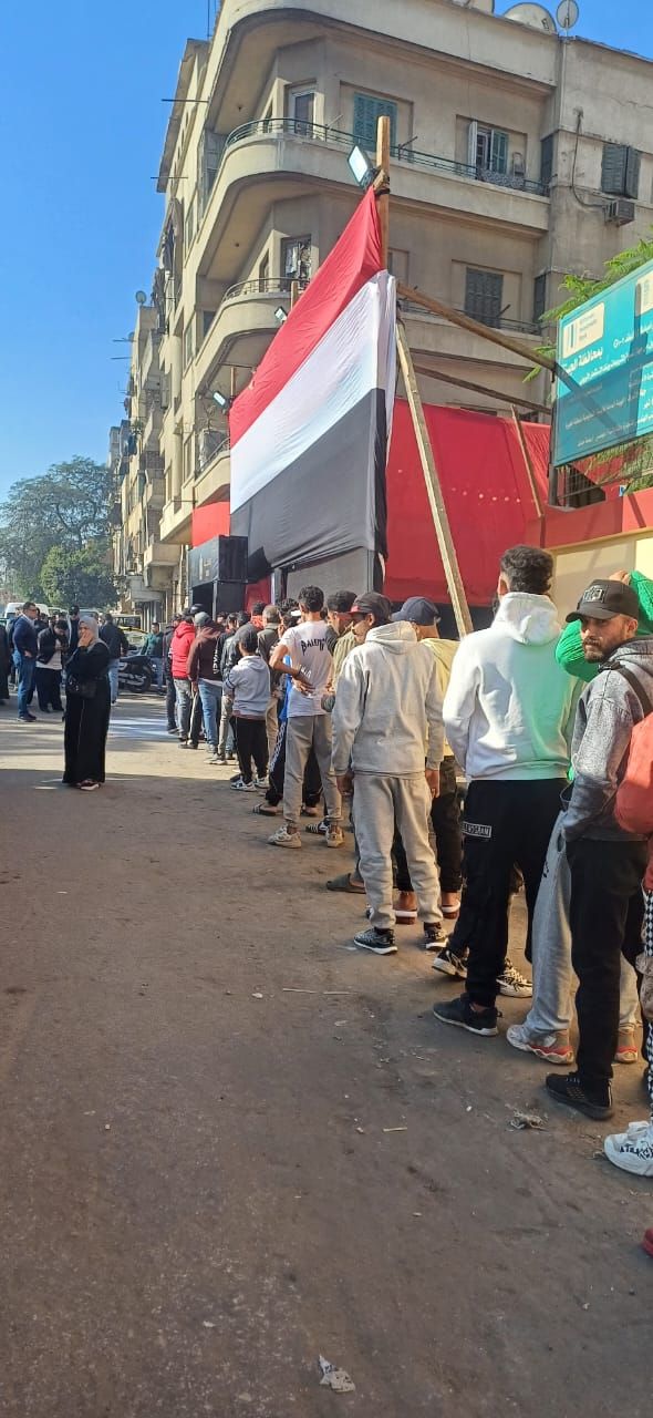 تزايد الإقبال على التصويت فى لجان الانتخاباية فى امبابة (10) تزايد الإقبال على التصويت فى لجان الانتخاباية فى امبابة (10)