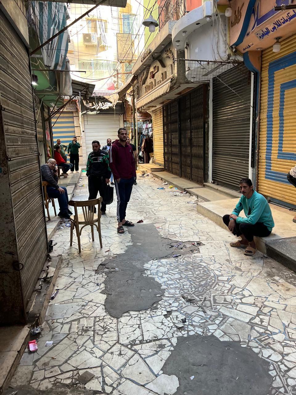 حزن التجار علي ماحدث حزن التجار علي ماحدث