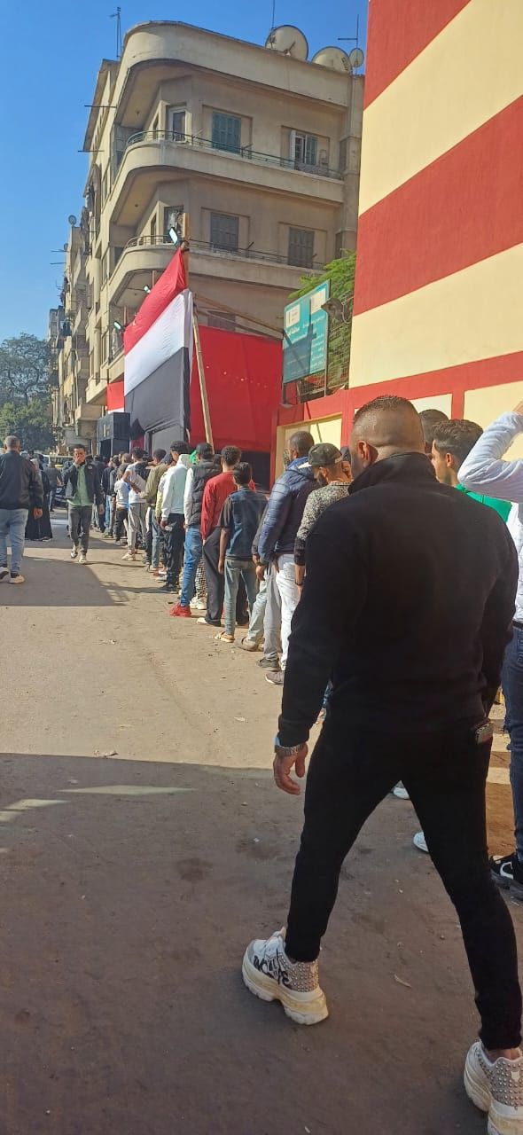 تزايد الإقبال على التصويت فى لجان الانتخاباية فى امبابة (9) تزايد الإقبال على التصويت فى لجان الانتخاباية فى امبابة (9)