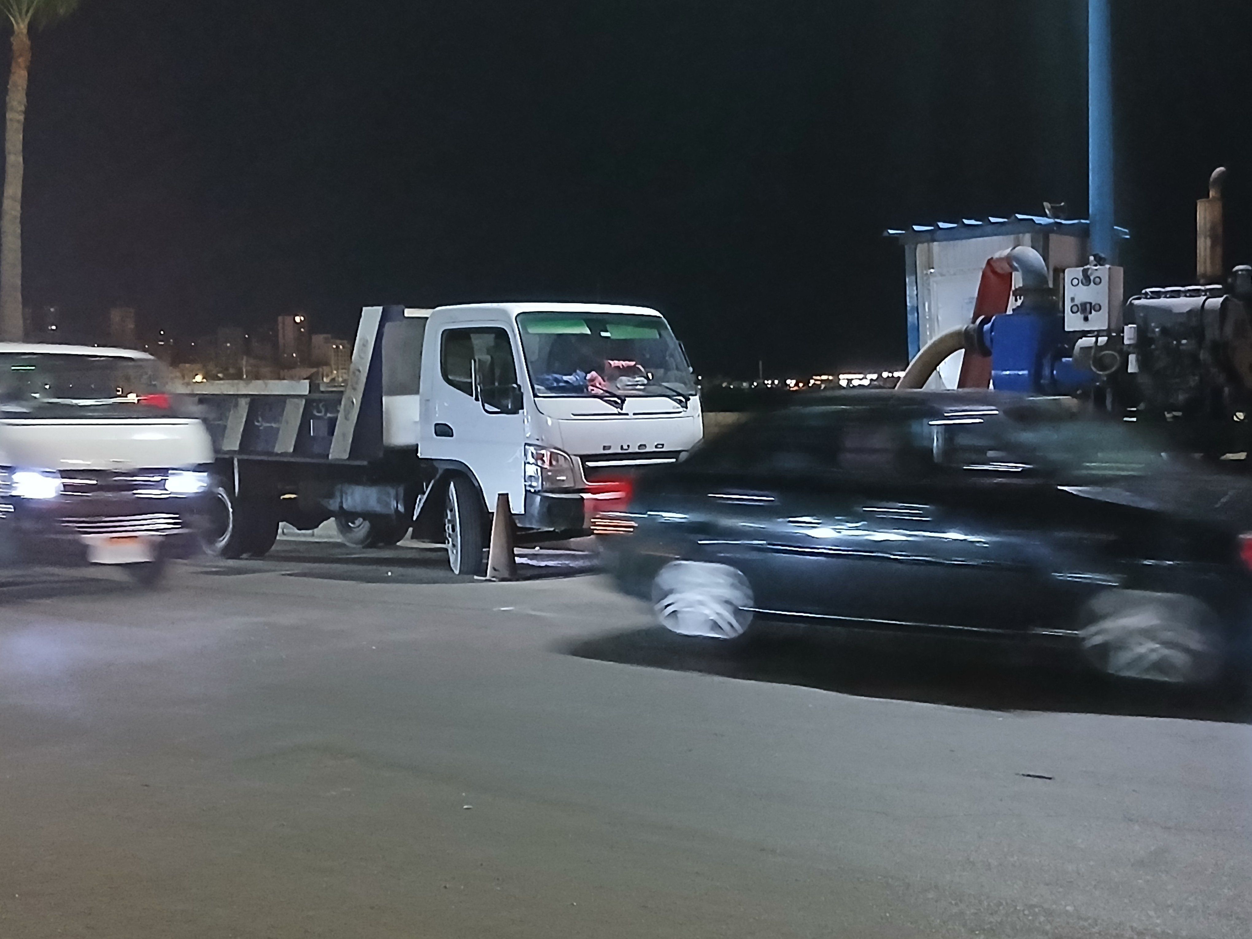 تمركز معدات الصرف الصحي ليلا في الإسكندرية تمركز معدات الصرف الصحي ليلا في الإسكندرية