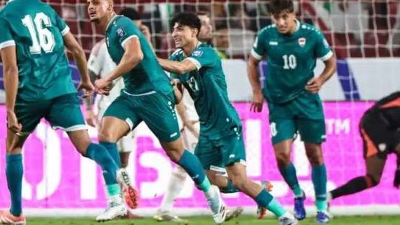 العراق يفوز على البحرين بهدفين ويتصدر مجموعته في كأس العرب