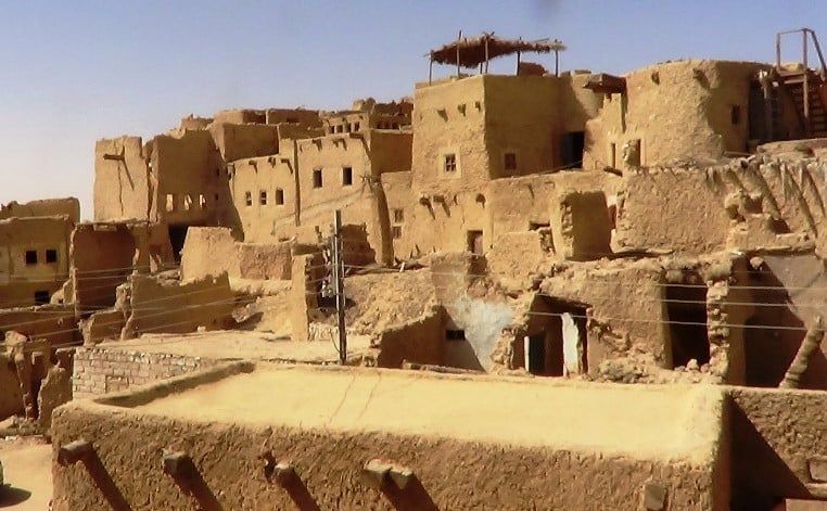 مدينة شالي القديمة وسط واحة سيوة مدينة شالي القديمة وسط واحة سيوة