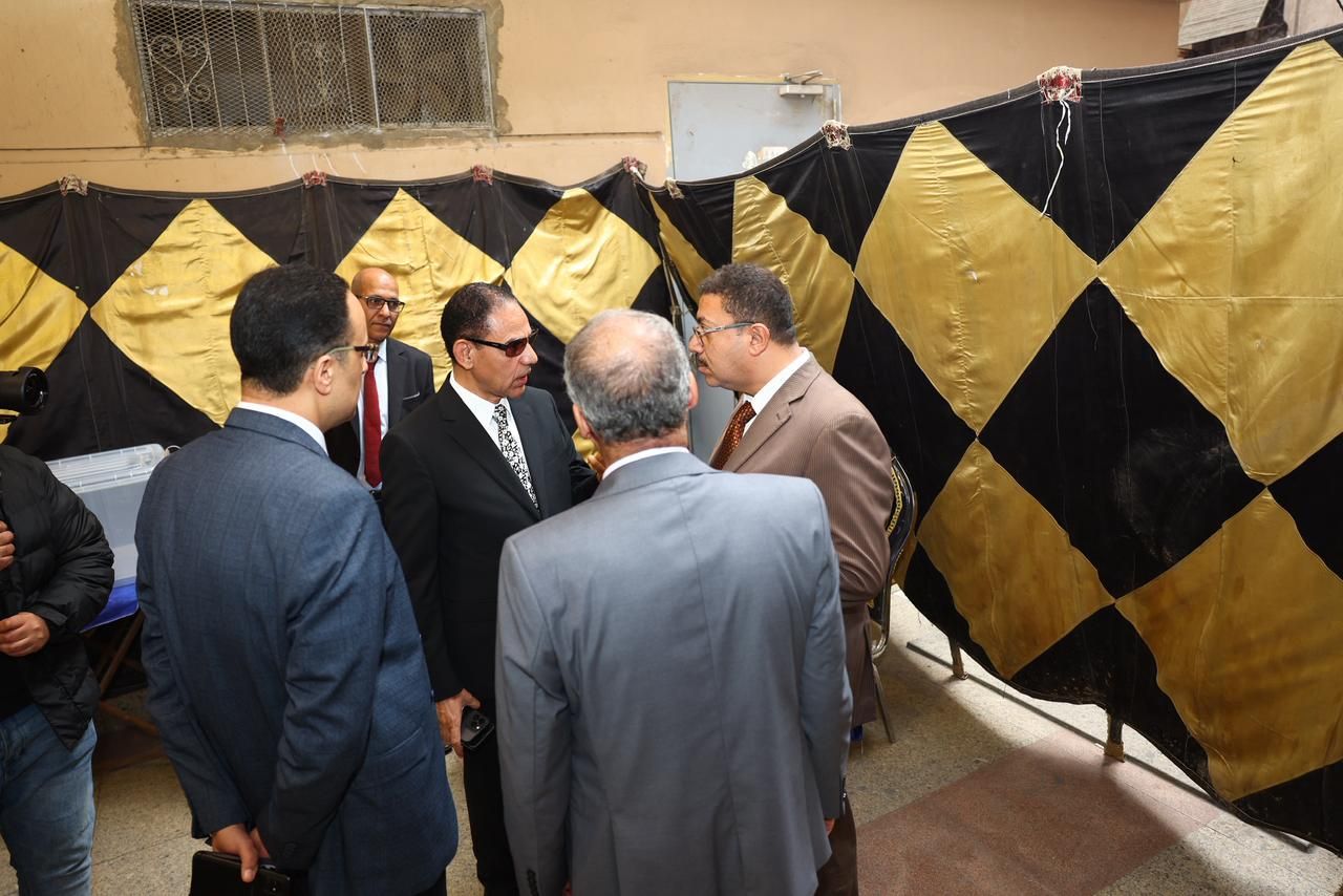 df636180-9cb7-45d9-af4a-b57241650e8e df636180-9cb7-45d9-af4a-b57241650e8e