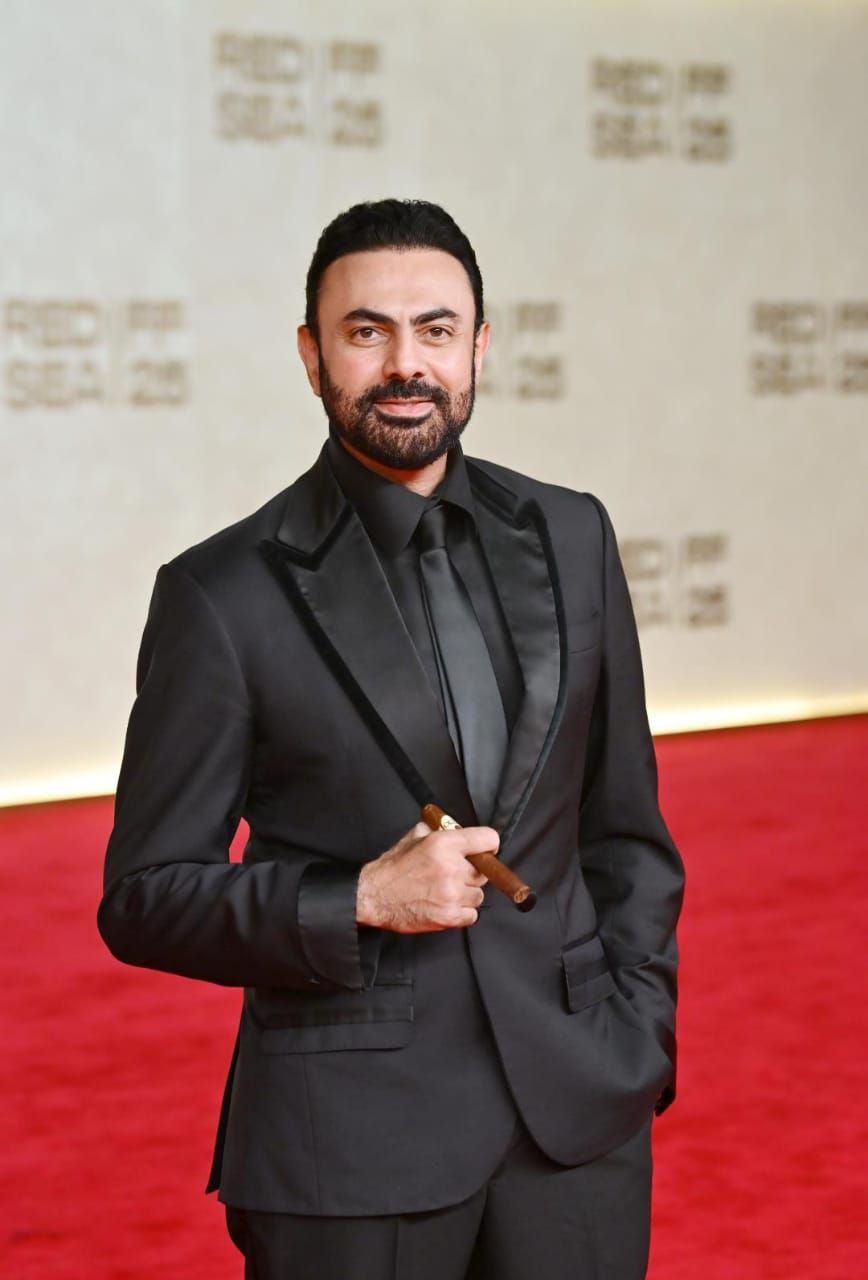 محمد كريم على السجادة الحمراء لفيلم جوليت بينوش In-I in Motion بمهرجان البحر الأحمر (3) محمد كريم على السجادة الحمراء لفيلم جوليت بينوش In-I in Motion بمهرجان البحر الأحمر (3)