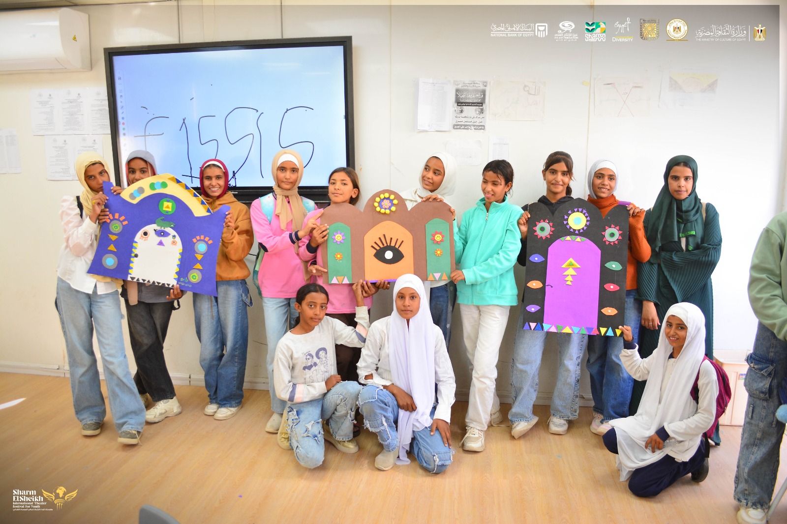 ورش الاطفال بمهرجان شرم الشيخ ورش الاطفال بمهرجان شرم الشيخ