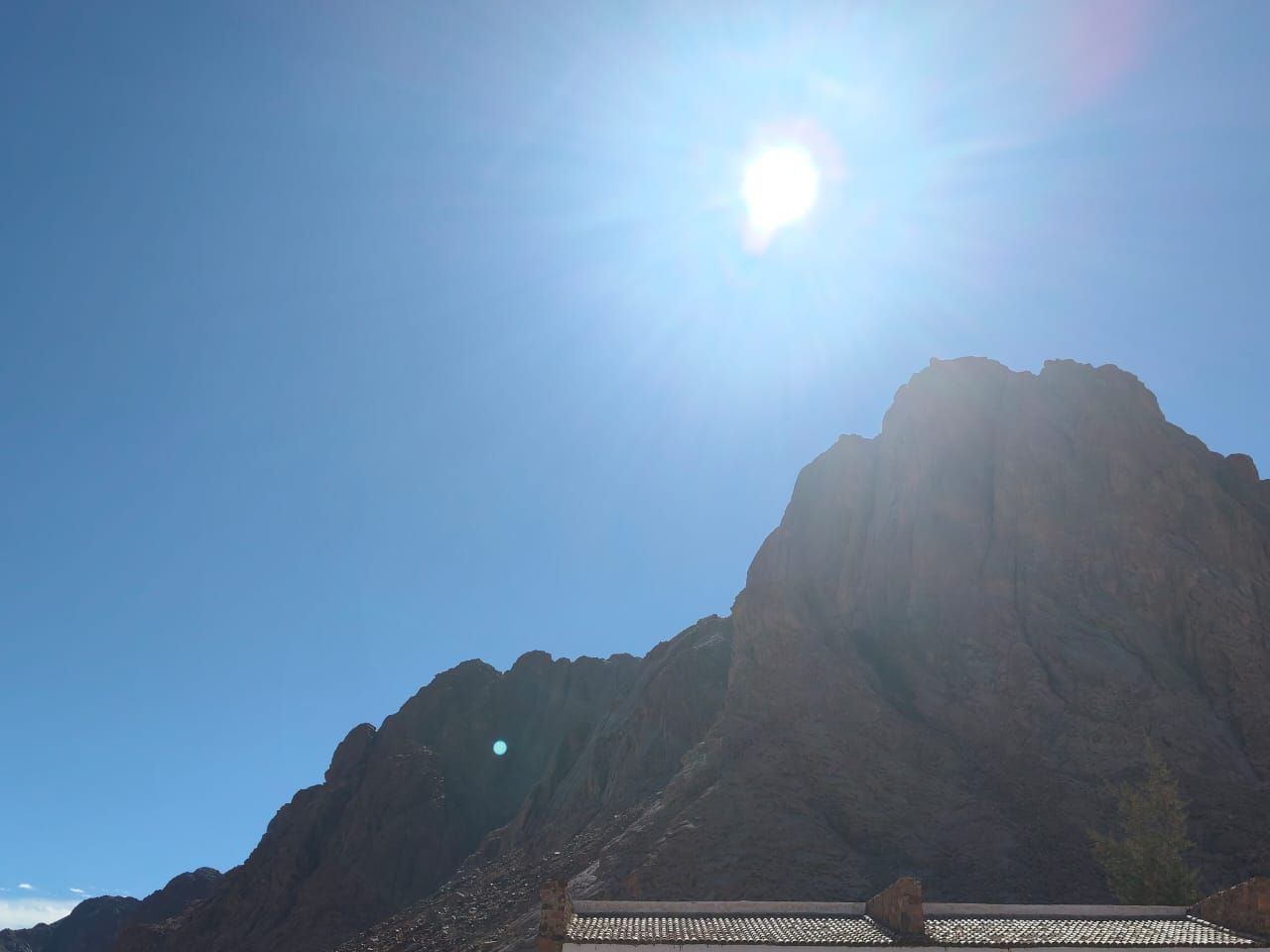 957460b9-6a6d-4d43-bbee-57f3fb431f76 957460b9-6a6d-4d43-bbee-57f3fb431f76