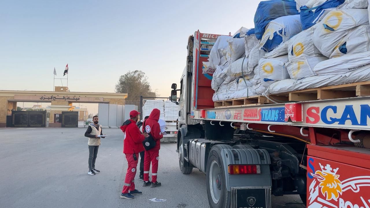 قافلة زاد العزة الـ 88 قافلة زاد العزة الـ 88