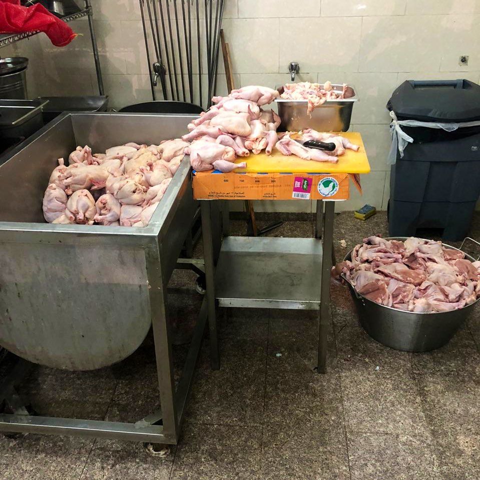 ضبط 760 كيلو أسماك ودواجن فاسدة في عسير