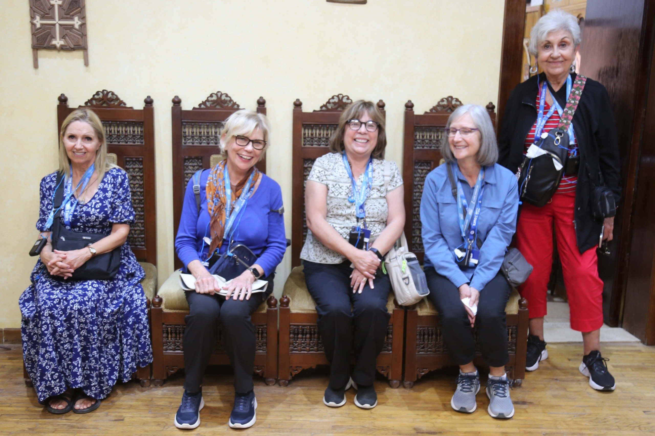 سعادة الوفد السياحي بزيارته لكنيسة مريم العذراء سعادة الوفد السياحي بزيارته لكنيسة مريم العذراء