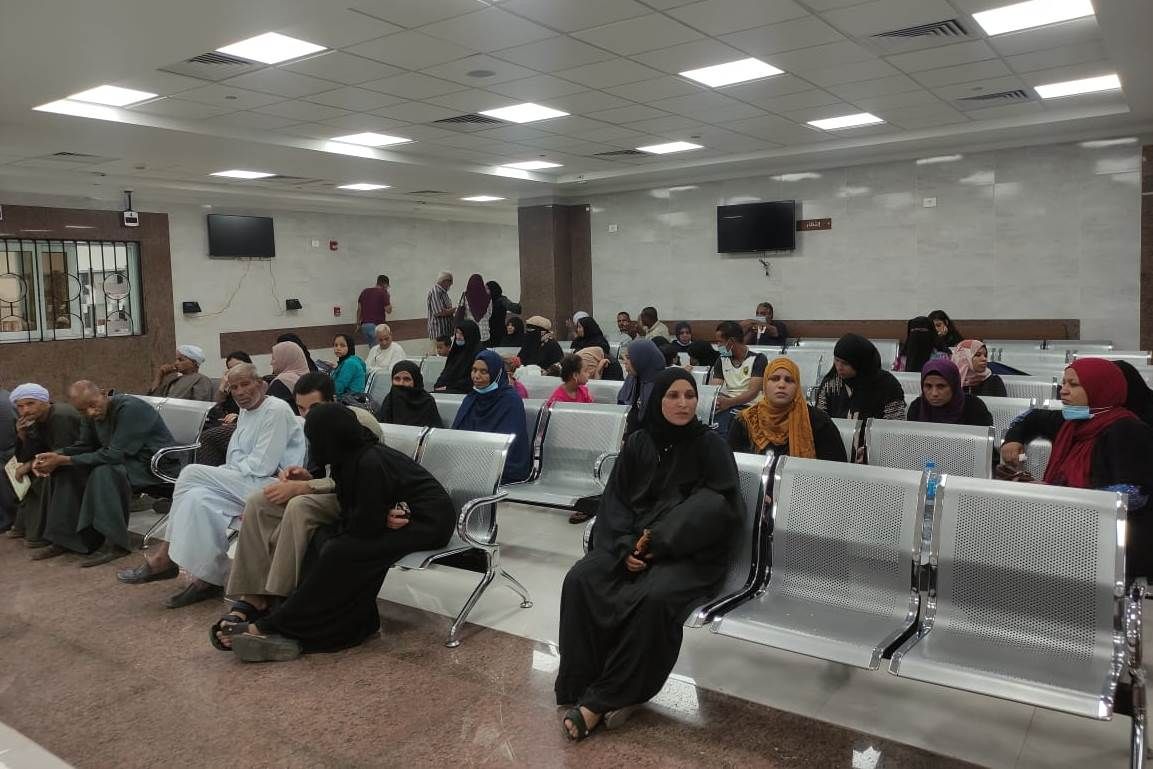 المجمع يضم 400 سرير طاقة إستيعابية كاملة وأجنحة فندقية المجمع يضم 400 سرير طاقة إستيعابية كاملة وأجنحة فندقية