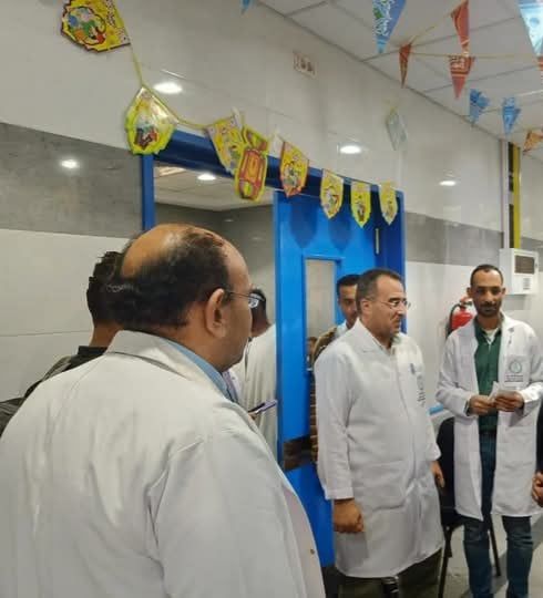 الأطقم الطبية بالمستشفي الأطقم الطبية بالمستشفي