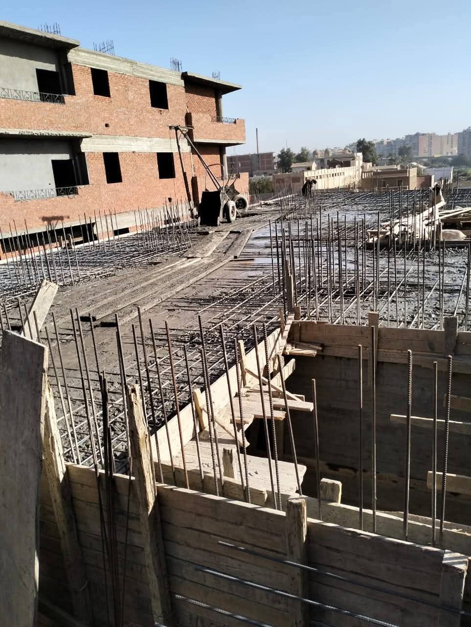 مقر تشييد العمارة التى سقط منها العمال أرضا (4) مقر تشييد العمارة التى سقط منها العمال أرضا (4)