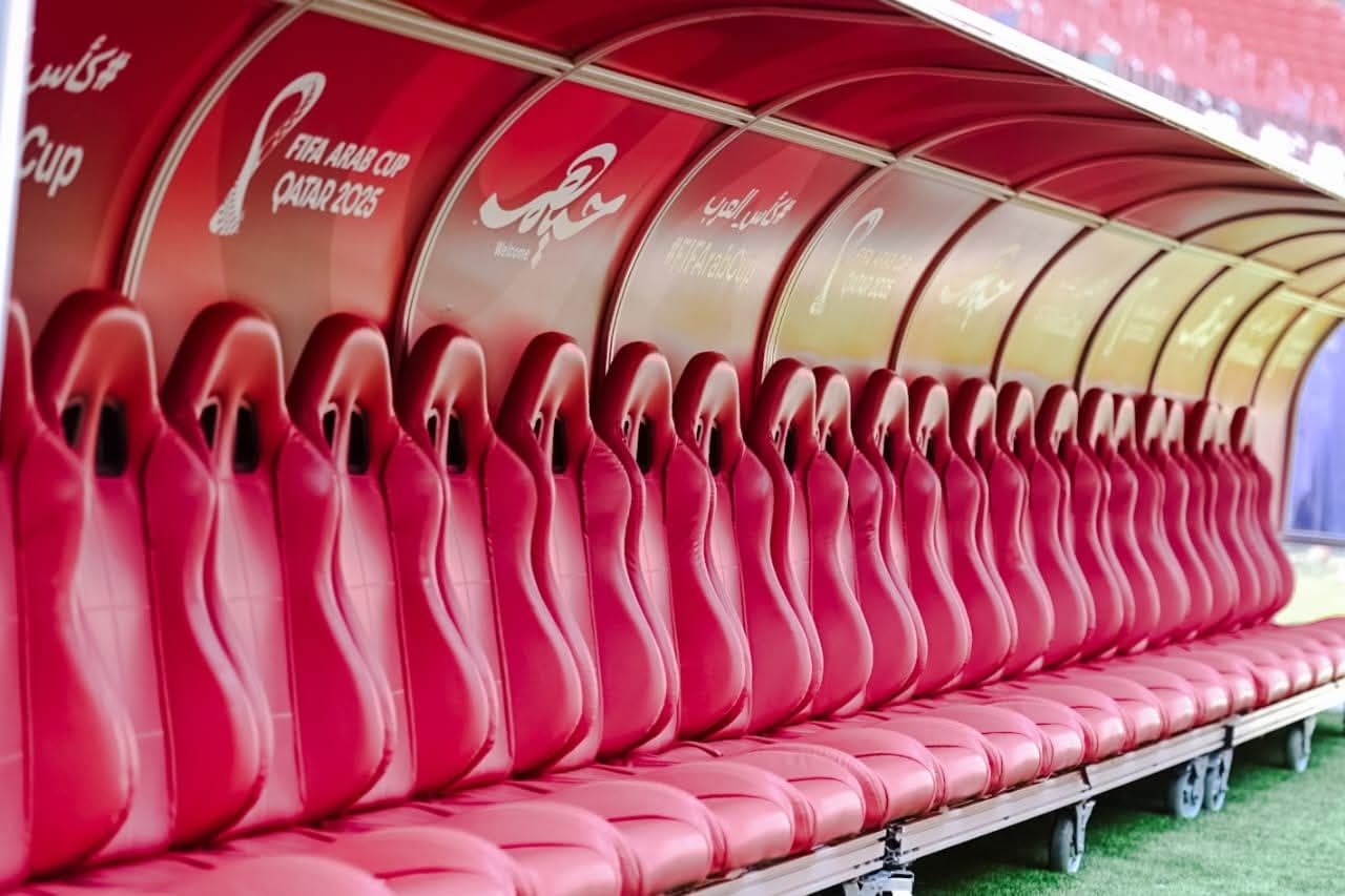 مقاعد البدلاء مقاعد البدلاء