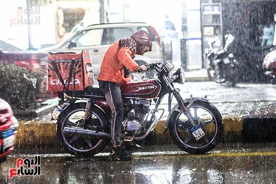 عامل دليفرى عامل دليفرى