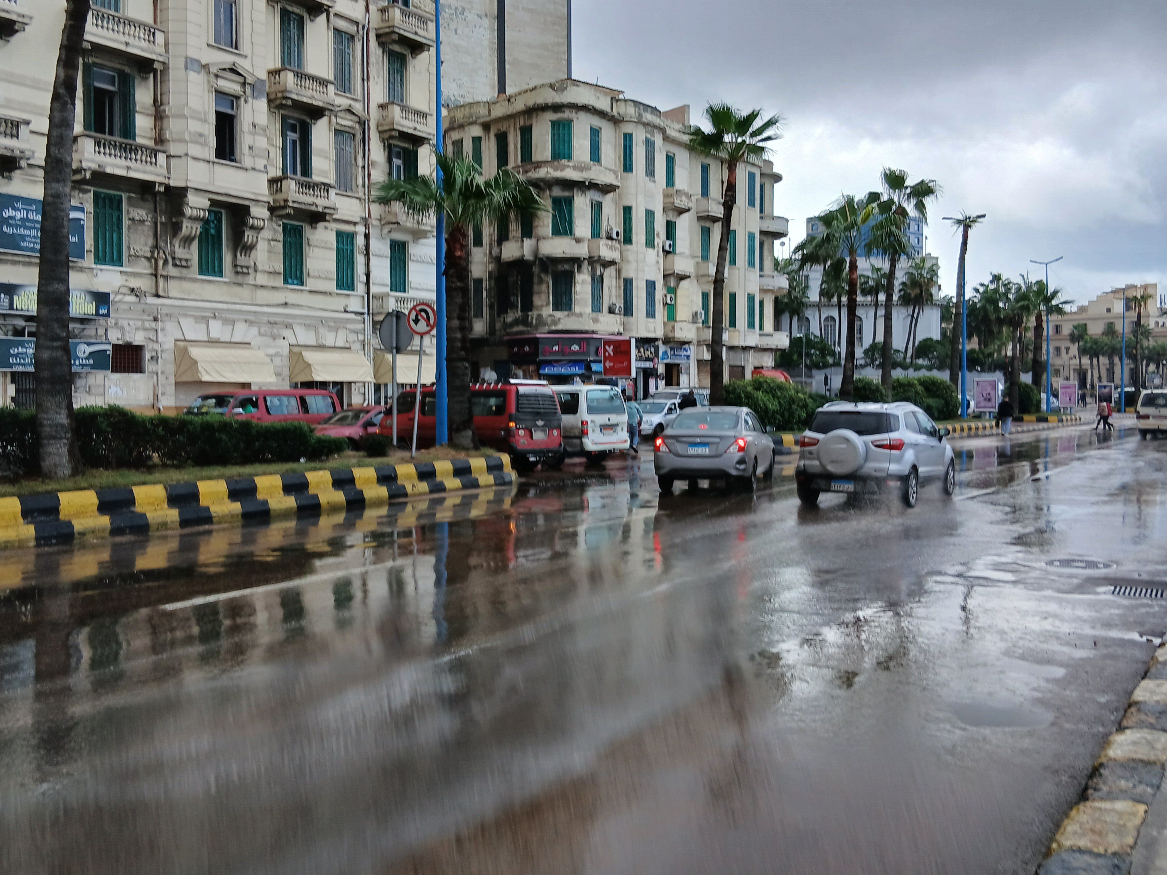 الأمطار الغزيرة اليوم في الإسكندرية الأمطار الغزيرة اليوم في الإسكندرية