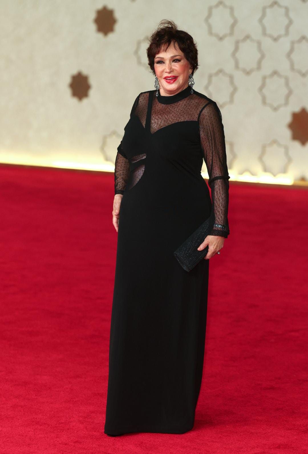 استقبال حافل للفيلم المصري القصص بحضور أمير المصري ونيللي كريم ولبلبة وإلهام شاهين وهنا شيخة بالبحر الأحمر (3) استقبال حافل للفيلم المصري القصص بحضور أمير المصري ونيللي كريم ولبلبة وإلهام شاهين وهنا شيخة بالبحر الأحمر (3)