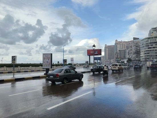 أمطار فى الإسكندرية تغرق الشوارع