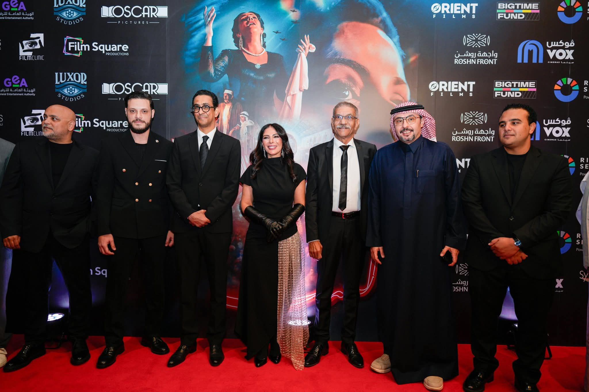 ابطال الفيلم وصناعه على الريد كاربت ابطال الفيلم وصناعه على الريد كاربت