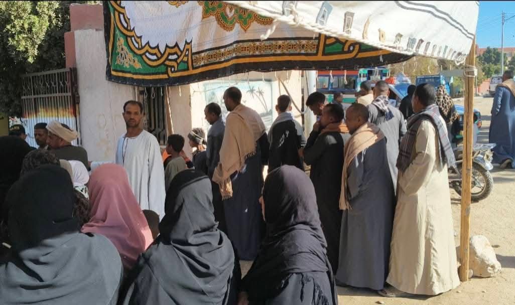 المرأة المنياوية تتصدر مشهد اقبال الناخبين (1) المرأة المنياوية تتصدر مشهد اقبال الناخبين (1)