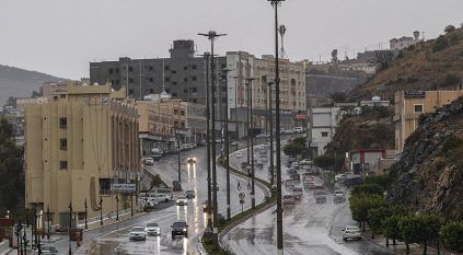 أمطار ورياح شديدة على منطقة الباحة
