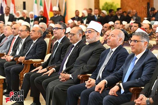 وزراء الأوقاف والتموين والعمل ومحافظا القاهرة والجيزة وزراء الأوقاف والتموين والعمل ومحافظا القاهرة والجيزة