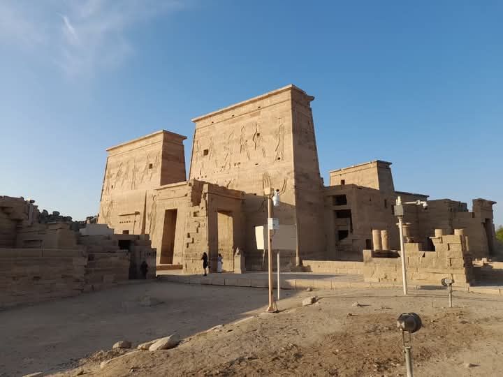 جانب من معابد فيلة جانب من معابد فيلة