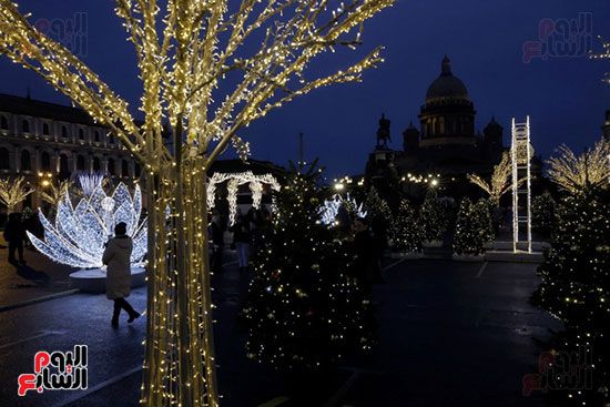 الأضواء ترسم البهجة فى روسيا الأضواء ترسم البهجة فى روسيا